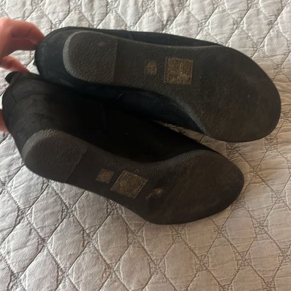 Journey Collection Black suede ankle boots size 8 1/2, Wide - Picture 4 of 6